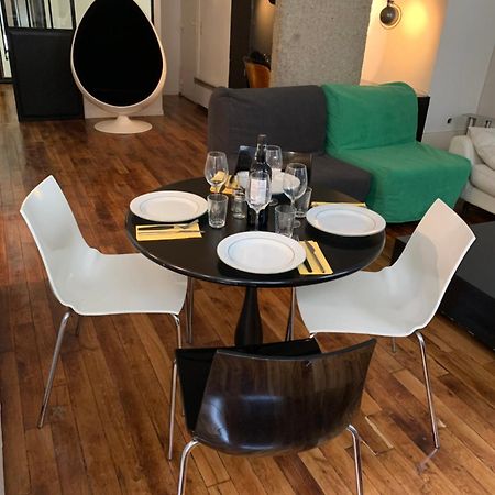 Appartamento Loft Montmartre Au Pieds Des Vignes Parigi Esterno foto