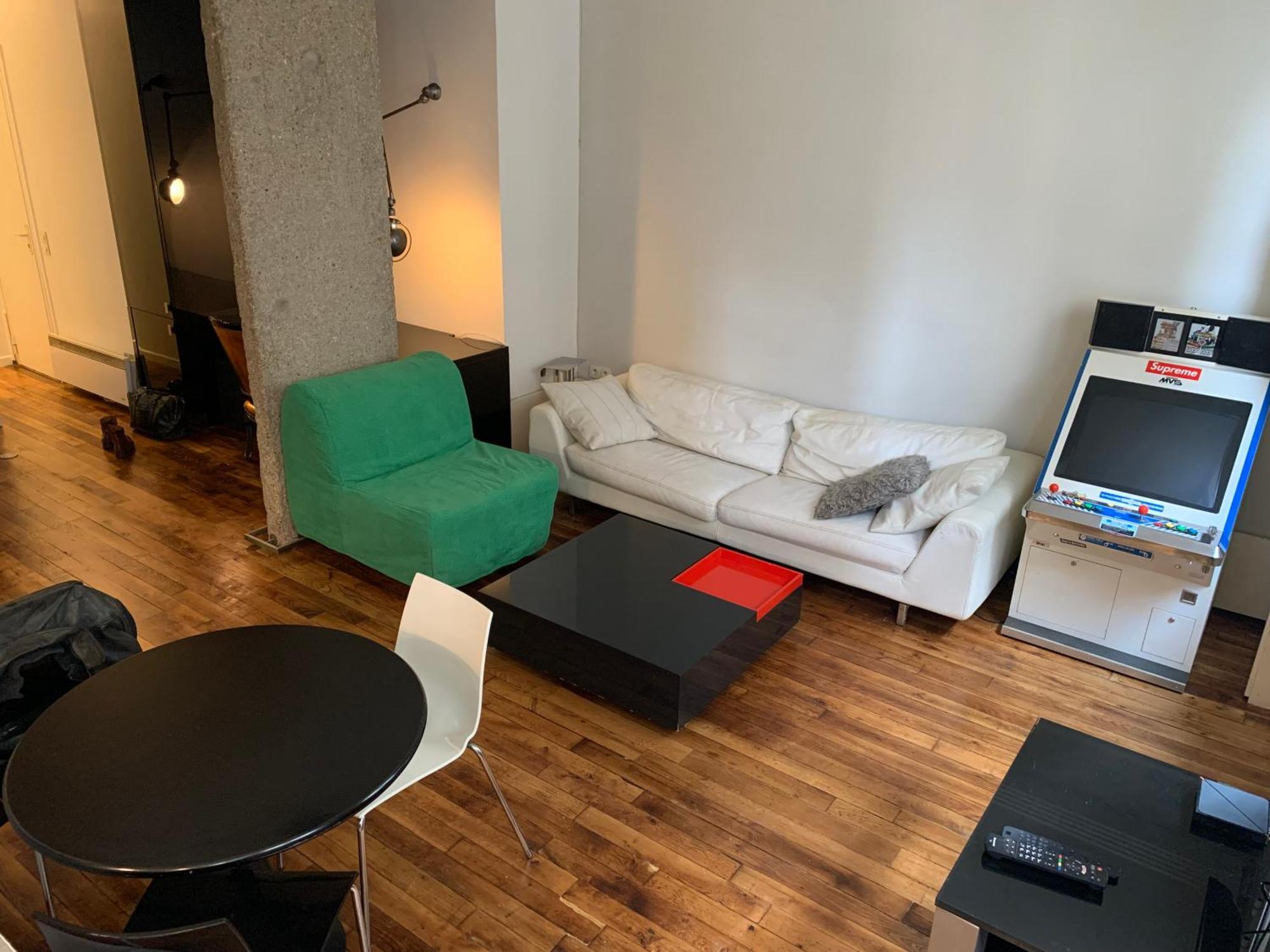 Appartamento Loft Montmartre Au Pieds Des Vignes Parigi Esterno foto